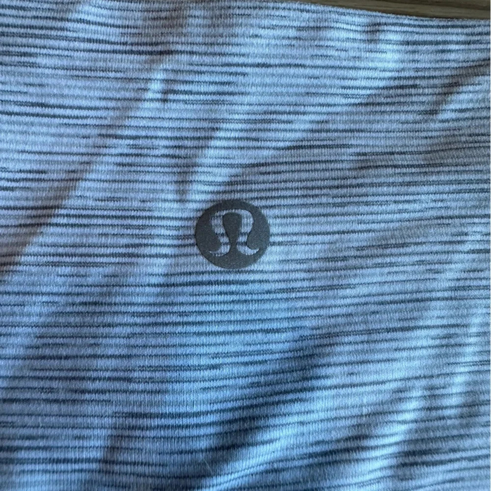 Lululemon women’s Train Times Crop leggings *21" size 4 Ice Grey Alpine White - Picture 12 of 12